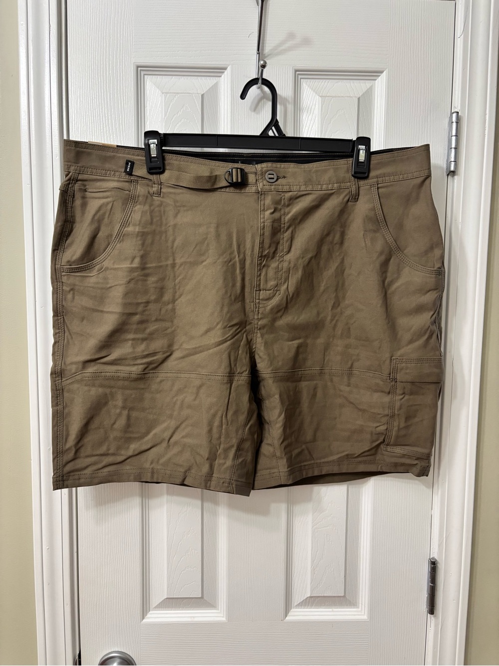 NWT prAna Stretch Zion II Climbing Hiking Shorts Khaki Size 42 8” Inseam - Picture 2 of 9